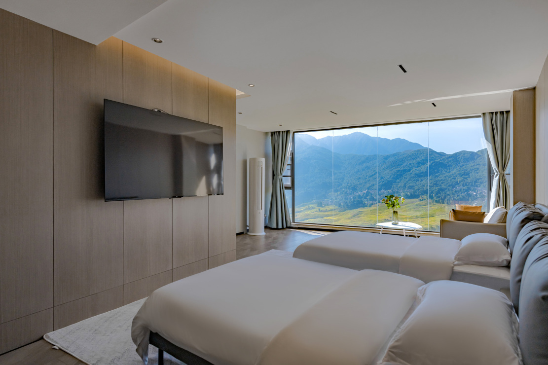 cloud Hotel (No.3 Yuanyang) Over view