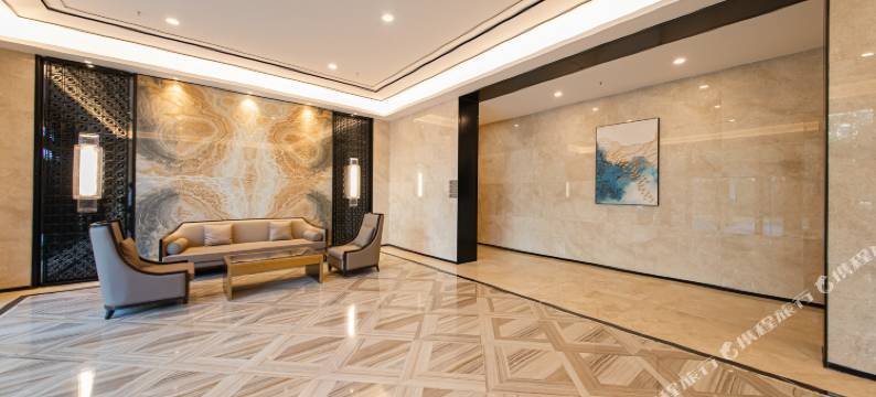 豪朗.Loft高空海景公寓(龙光世纪商务中心店)图片