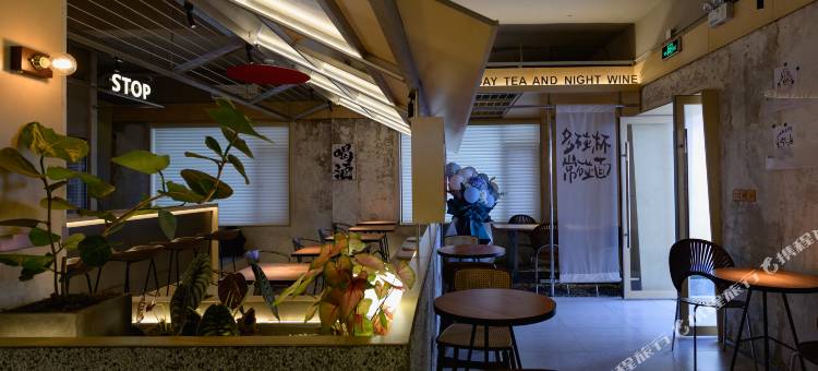 巴斯光年青旅(大连星海公园医大二院地铁站店)图片