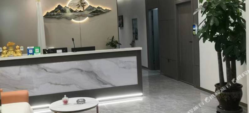 正镶白旗云阁宾馆图片