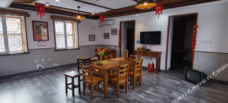 宾县九天池酒店(英杰风景区店)图片