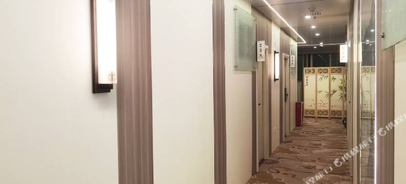 锦鑫商务宾馆(广州天河公园地铁站店)图片