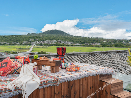 乐隐·腾冲原汤温泉观景酒店(和顺古镇店)