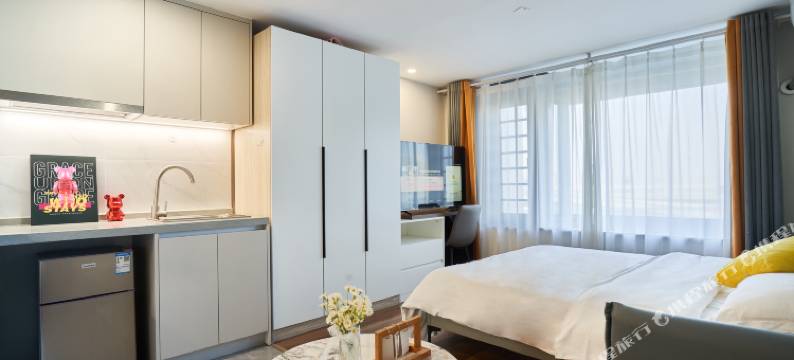 宸禹轻奢客栈(杭州南站店)图片