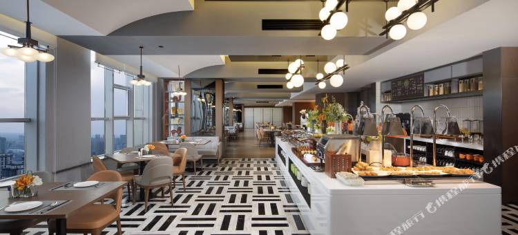 昌吉希尔顿欢朋酒店(新龙大厦店)图片