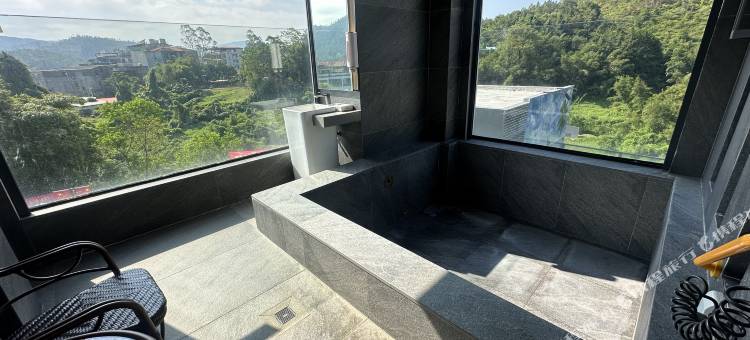 香榭丽舍度假村(惠东安墩热汤店)图片