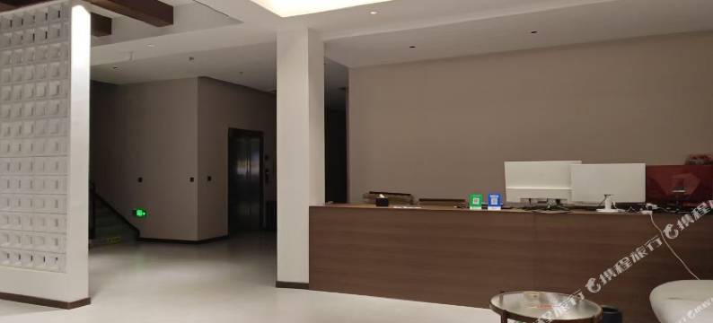 山脚下民宿(河南宝泉旅游度假区店)图片