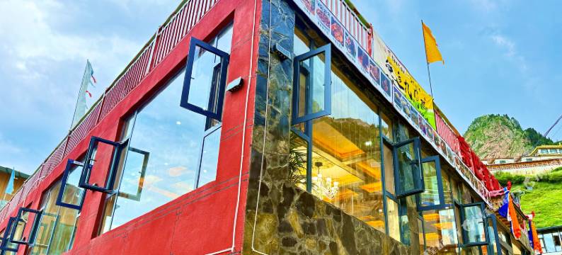 Mountain·Glam赞巴·明境隐奢别院(扎尕那景区店)图片