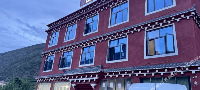 巴塘山水客栈图片