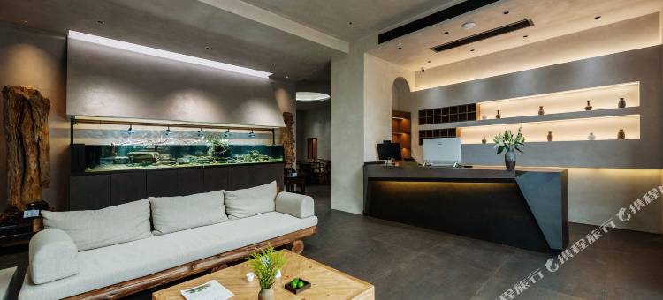 大理栖岸海景酒店(洱海公园兴盛桥店)图片