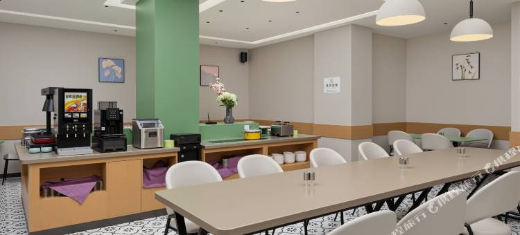 XH·欢旅酒店(凯里国贸购物中心店)图片