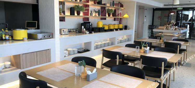 万润酒店(杭州黄龙体育中心古荡地铁站店)图片