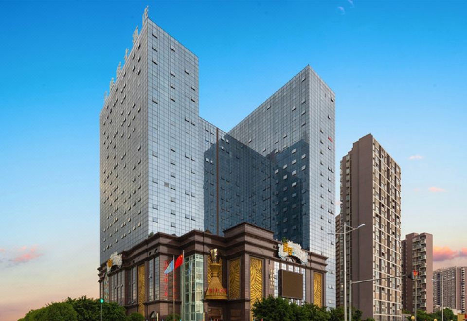 桂祥大酒店（尚锦路地铁站华西上锦医院店）