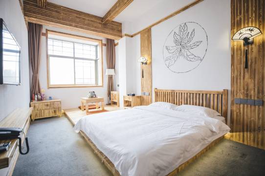 伊川大周文创酒店