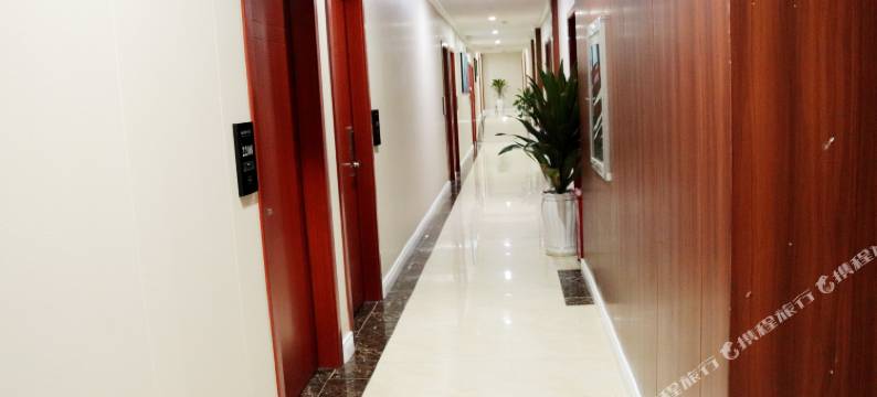 盛世酒店(遵义仁怀城南客运站店)图片