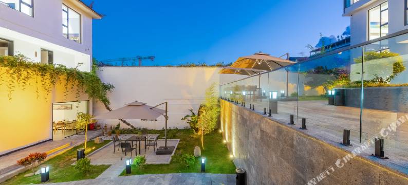 大理浣纱月·花园美宿(古城南门店)图片