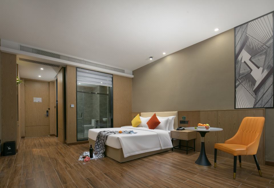 Xiatu Garden Hotel (Yuanzhou Bus Terminal Branch) Hotel Overview