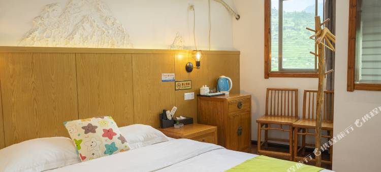 西江千户苗寨入云别苑酒店(一号风雨桥店)图片