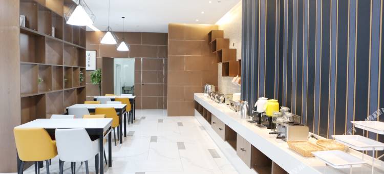 白玉兰酒店(阜新长途客运站迎宾大街店)图片