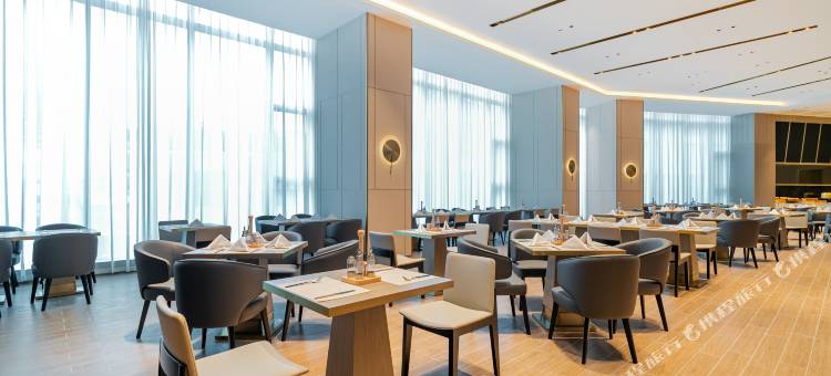 宜尚PLUS酒店(广州钧明欢乐世界店)图片