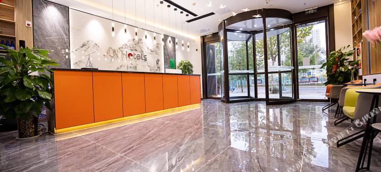 骏怡轻居酒店(中牟广成街店)图片