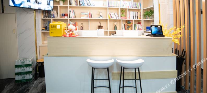 三亚鹿归美宿(国药中服免税店)图片