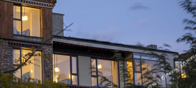 林芝故梦夜泊客栈图片