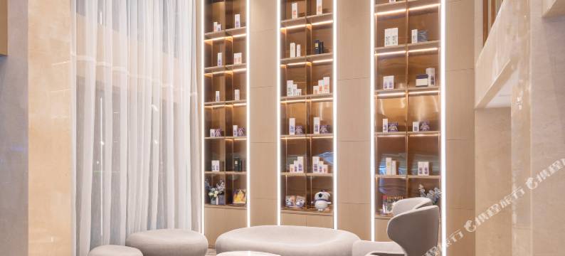 恒胜亿酒店(深圳宝安中心翻身地铁站店)图片