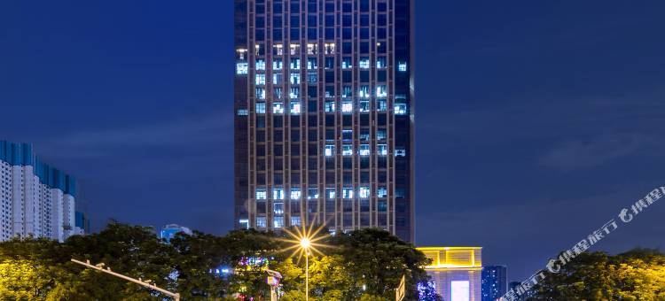 武汉光谷广场关山大道亚朵酒店图片
