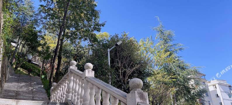 凤庆滇红大酒店图片