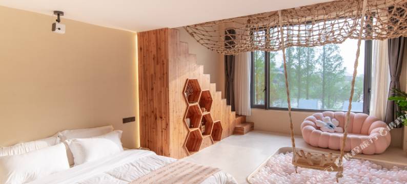 鹿鸣小筑设计师民宿(杭州建德富春江畔店)图片