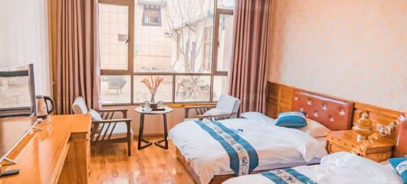 香格里拉尼旺宗别院图片