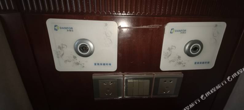 玛多天河酒店图片