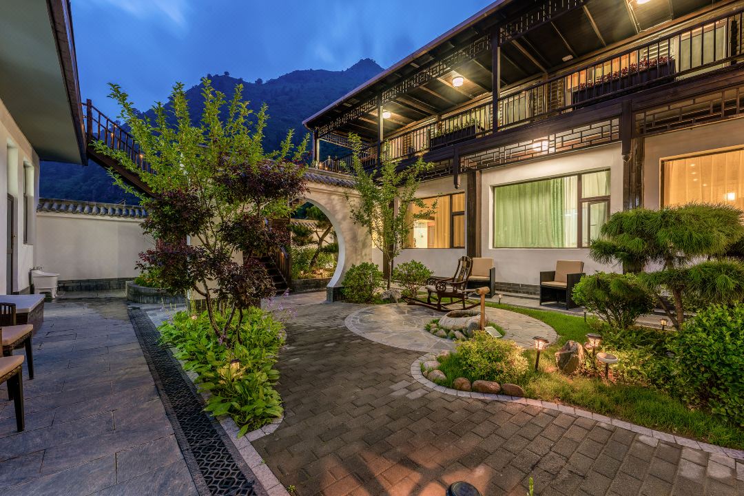 Puyin Mountain Lodge