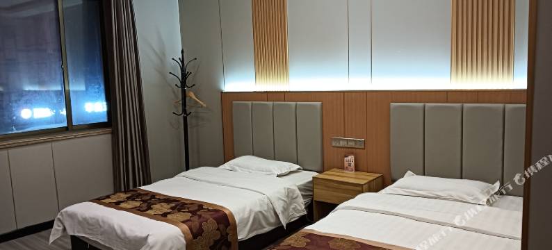 渭源皇冠假日酒店图片