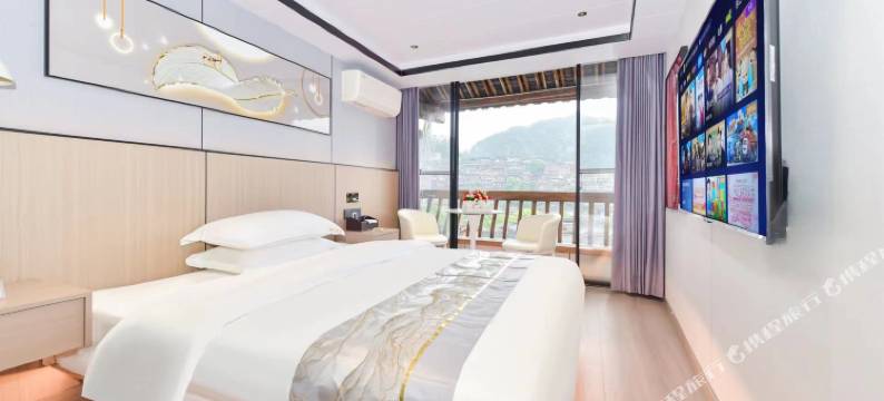 西江千户苗寨清风别苑全景美宿图片