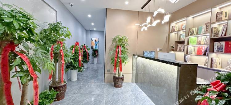 云境·半岛酒店(西安东仪路地铁站欧亚学院店)图片