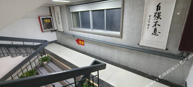 华驿酒店(枣庄西站薛城万达广场店)图片
