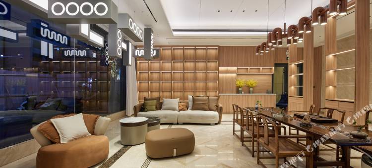 艺龙万国酒店(驻马店平舆县解放街店)图片