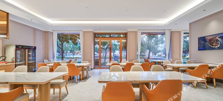 维也纳酒店(大理国际会展中心高铁站店)图片