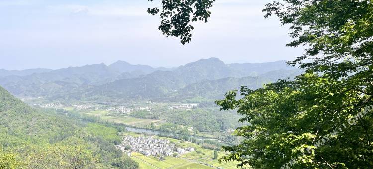 半日闲民宿(齐云山景区店)图片