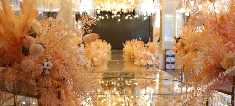 扎鲁特旗幸福里酒店图片