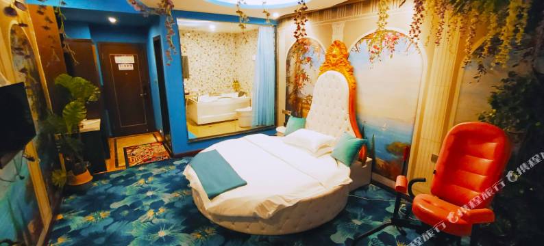 巴中锦泰主题酒店图片