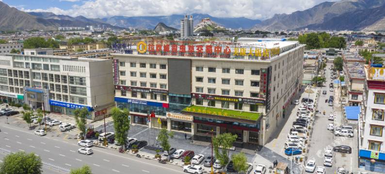 拉萨美康国际大饭店(八廓街大昭寺店)图片