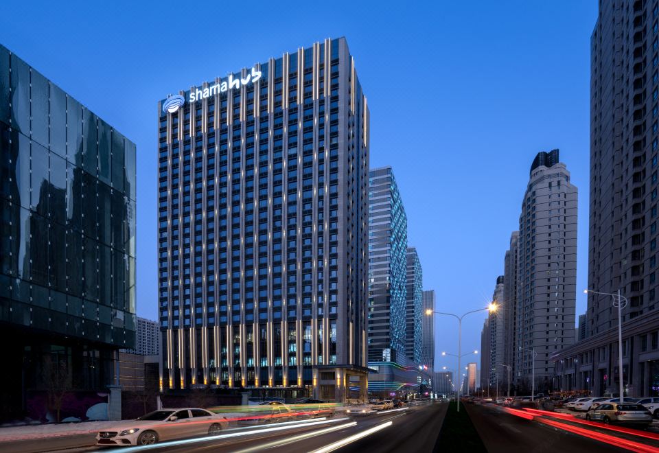 长春钜城莎玛汇酒店外景图