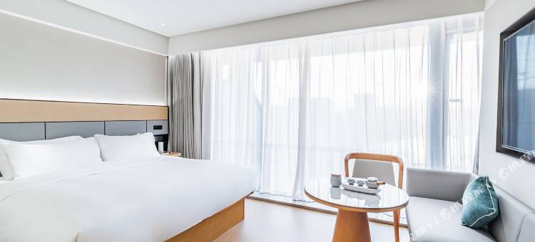 全季酒店(南京仙林大学城金鹰湖滨天地店)图片