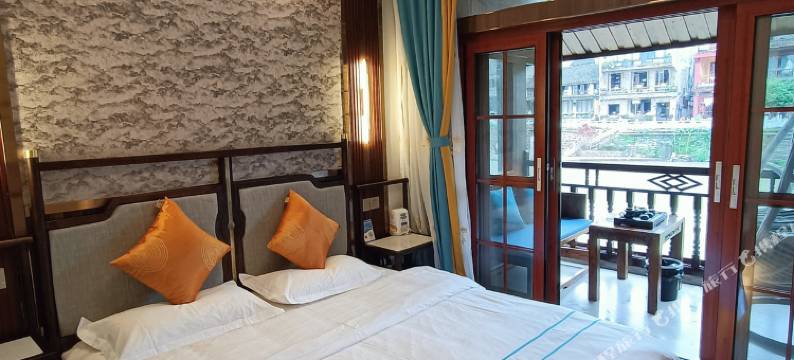 凤凰景栖江边客栈(凤凰古城店)图片