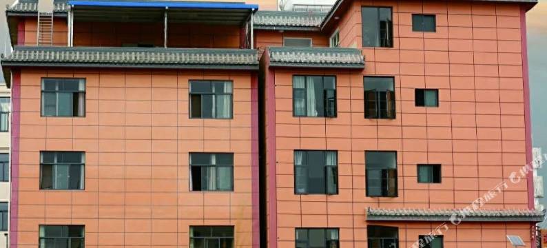 弥勒盛丰温泉民宿(湖泉生态园店)图片