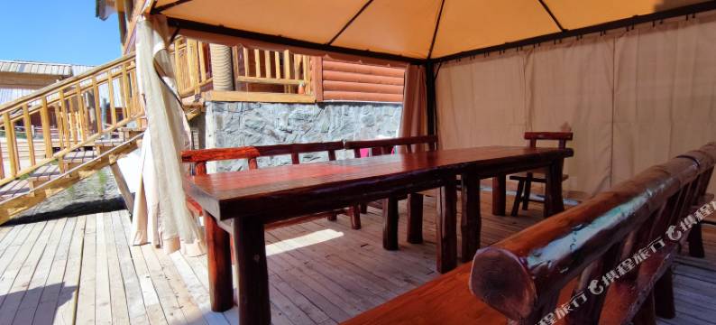 禾木磊海山庄图片