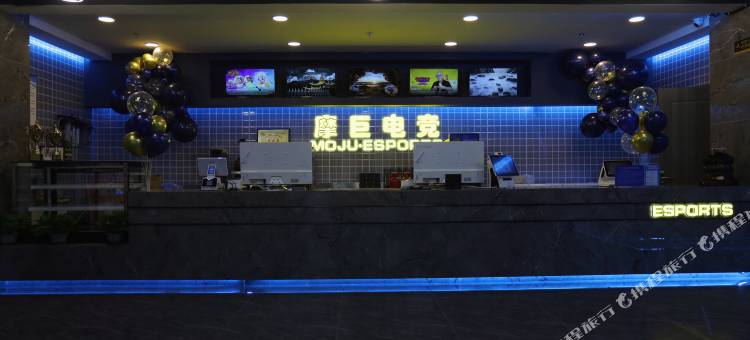 大通摩巨电竞酒店(红河路分店)图片